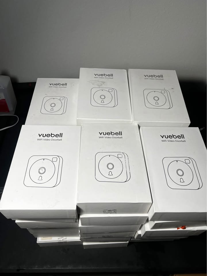 Electronics Lot Vuebell wifi video doorbell cameras 41x - EST RETAIL $3,279 - 93.9% SAVINGS