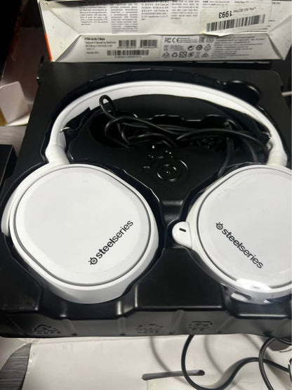 Electronics Lot Of Gaming Headsets 17x -EST RETAIL $1519- 83.28% SAVINGS