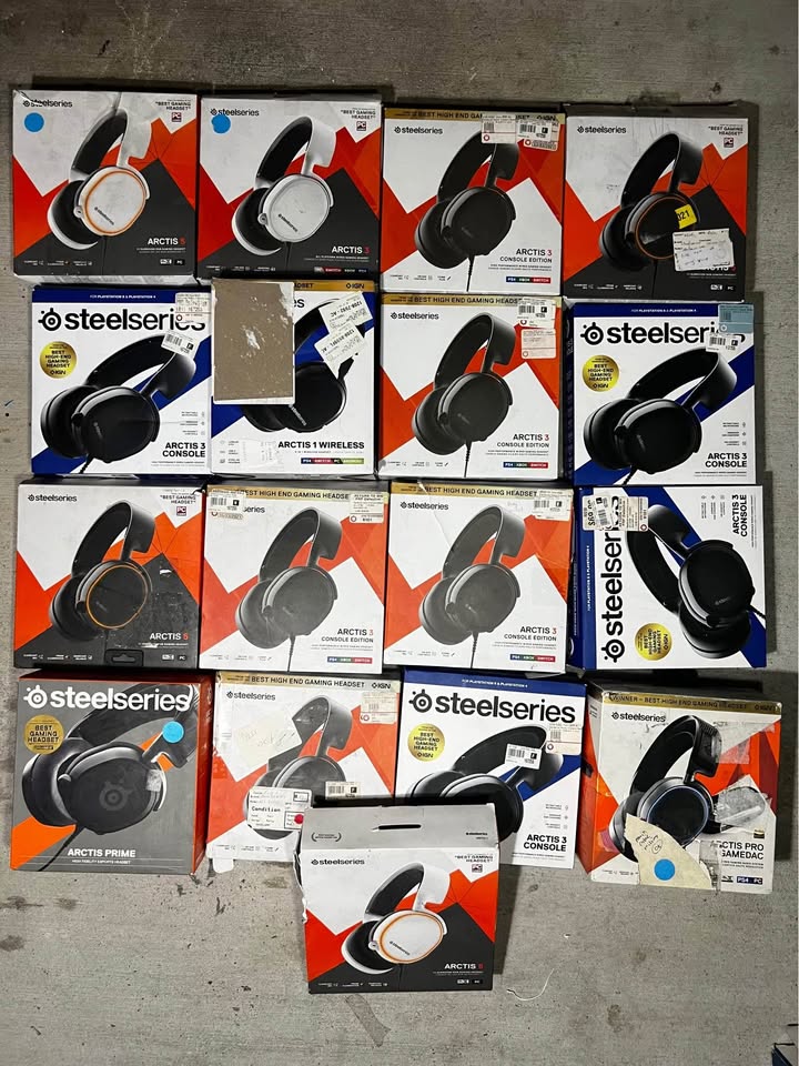 Electronics Lot Of Gaming Headsets 17x -EST RETAIL $1519- 83.28% SAVINGS
